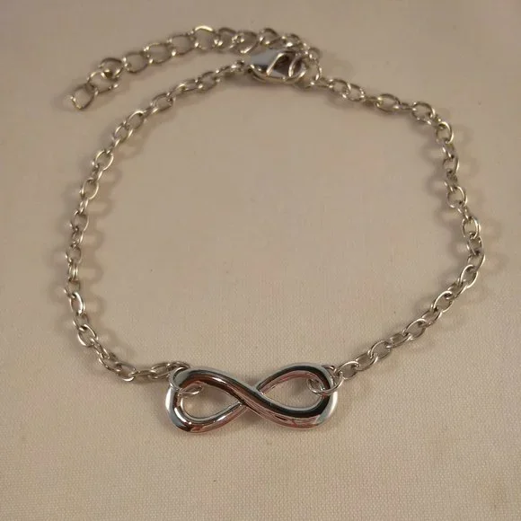 Silver Plated Swirl Love Infinity 8 Charm Bracelet Party Gift - Picture 3 of 3